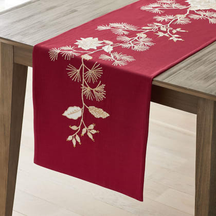 Legends Luxury™ Holiday Table Runner - Pinecone Flower Red