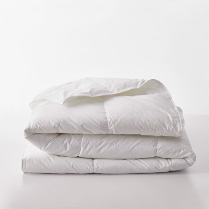 Legends Hotel Primaloft Down Alternative Paisley Comforter Light Warmth - White