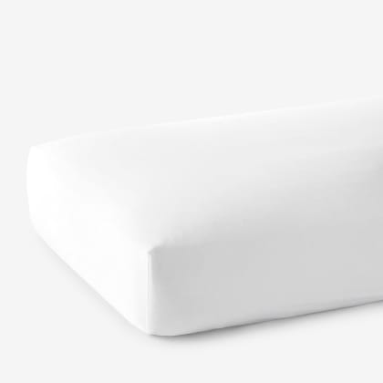 Company Cotton™ Wrinkle-Free Sateen Fitted Sheet - White