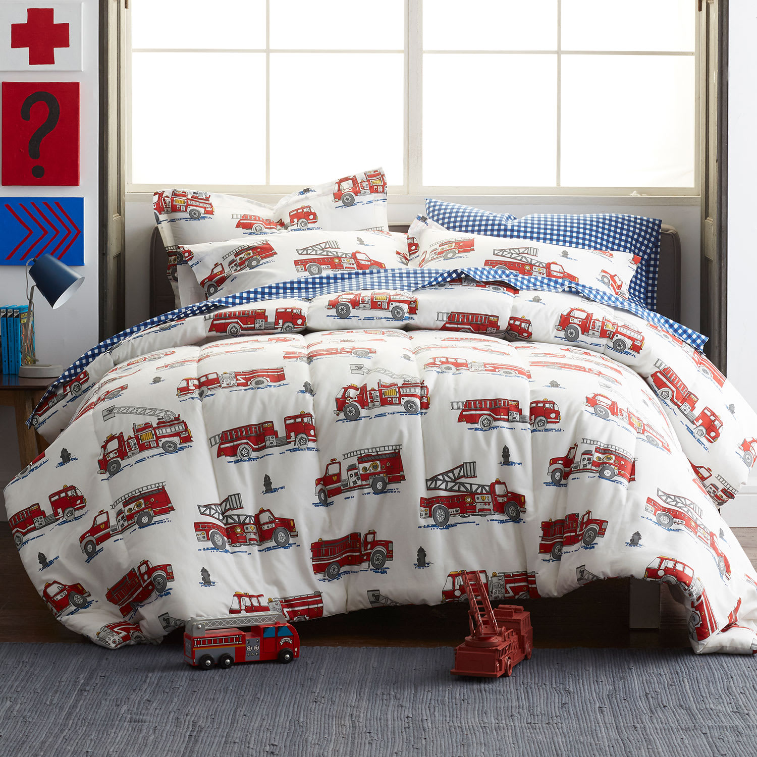 Company Kids™ Fire Truck Cotton Percale Comforter - Multi
