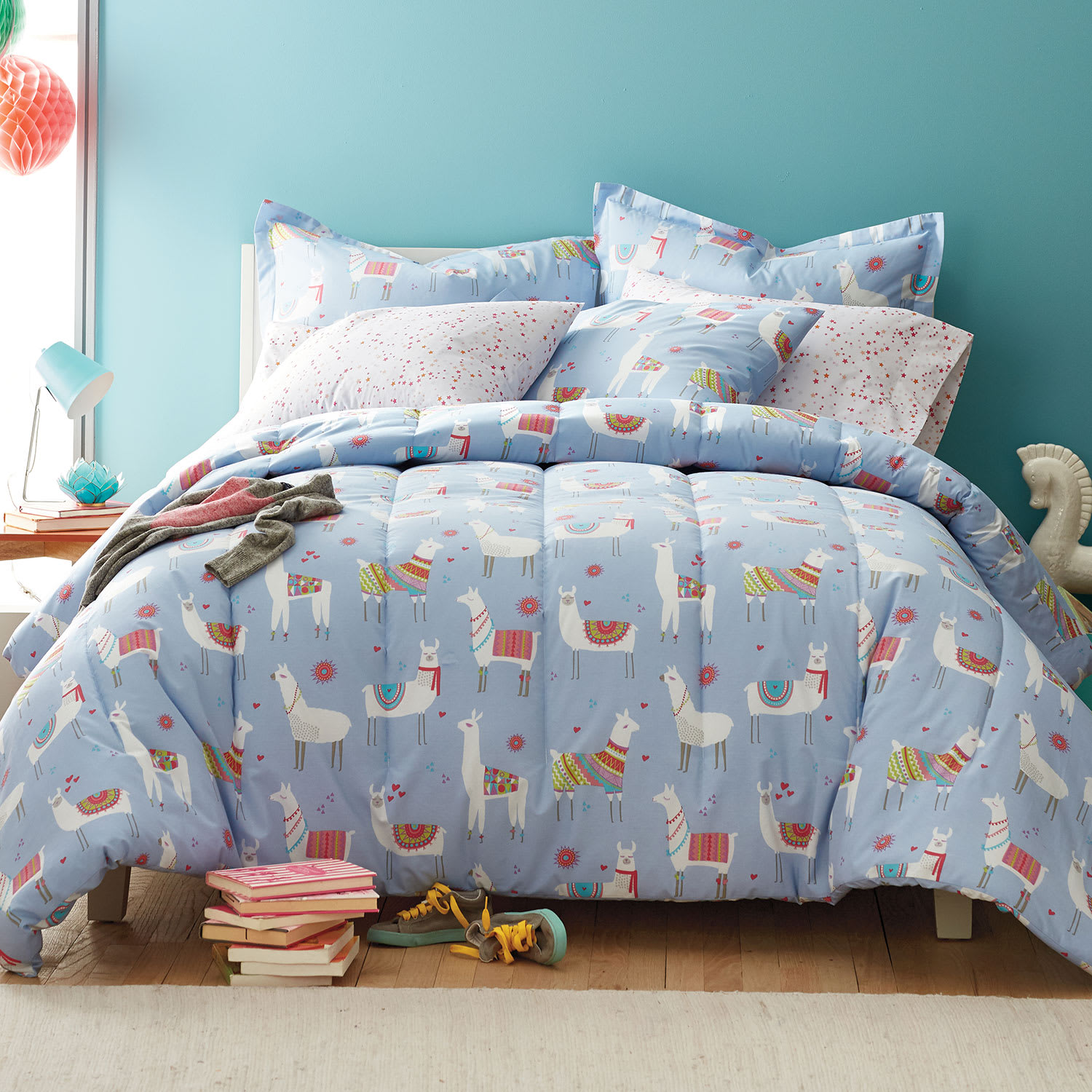 Company Kids™ Lovely Llamas Cotton Percale Comforter - Multi