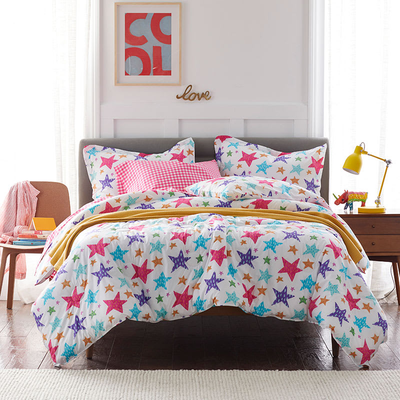 Company Kids™ Bright Stars Organic Cotton Percale Comforter