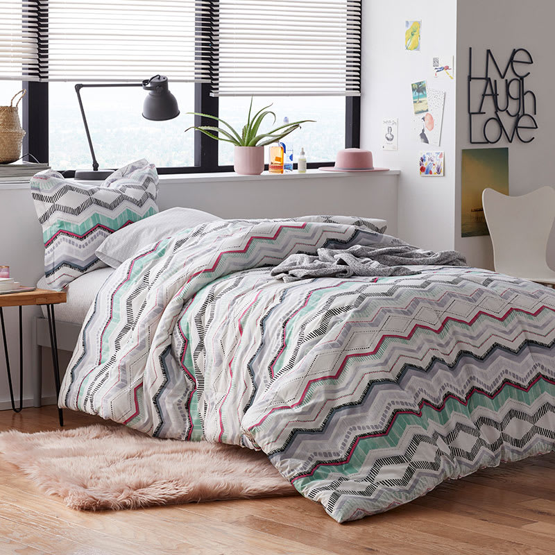 Company Cotton™ Lacey Percale Comforter Set - Multi