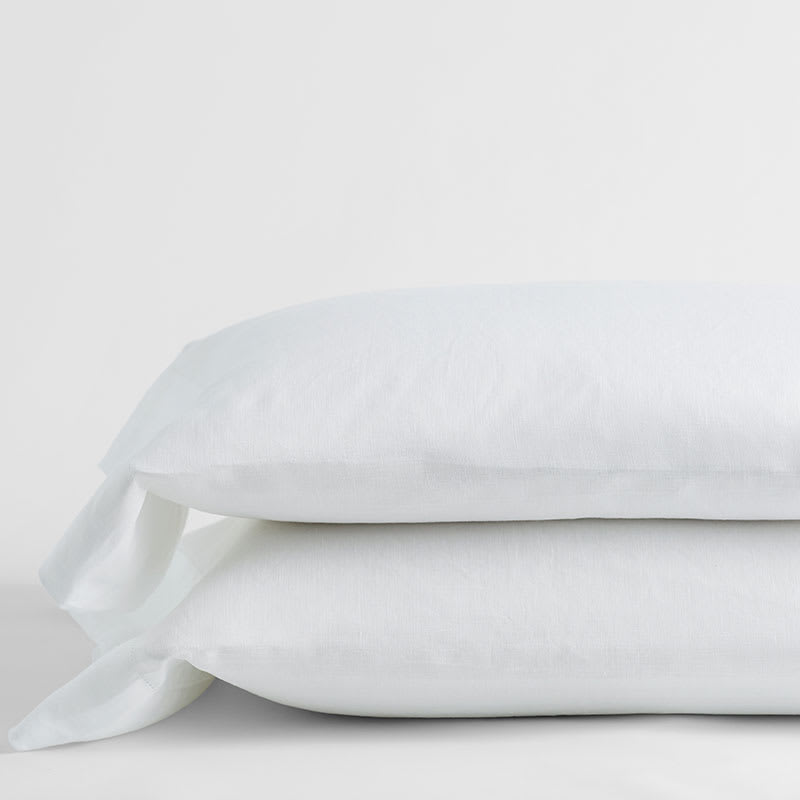Legends Hotel™ Relaxed Linen Pillowcases - White