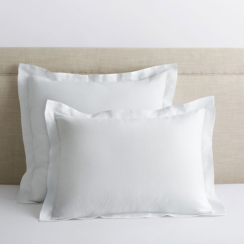 Legends Hotel™ Relaxed Linen Sham - White