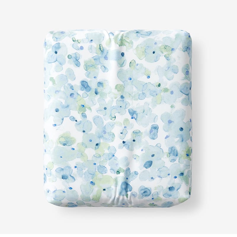 Legends Hotel™ Blue and Green Flowers Sateen Fitted Sheet