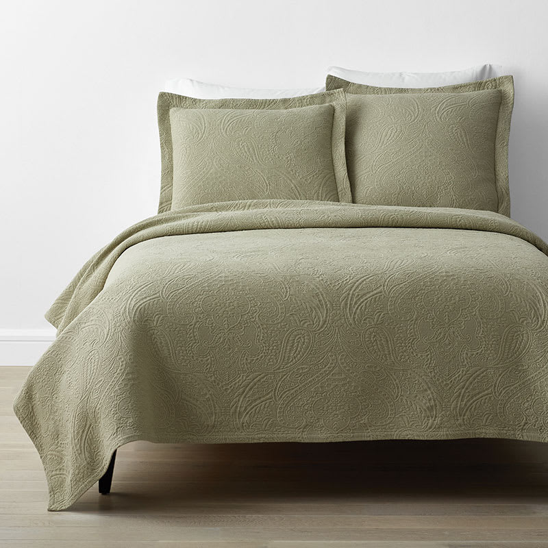 Hillcrest Cotton Paisley Matelassé Coverlet