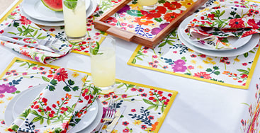 SEASONAL PRINTED COTTON TABLE LINENS