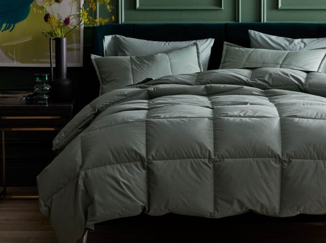 Tips for Choosing Your Comforter Color | The Company Store