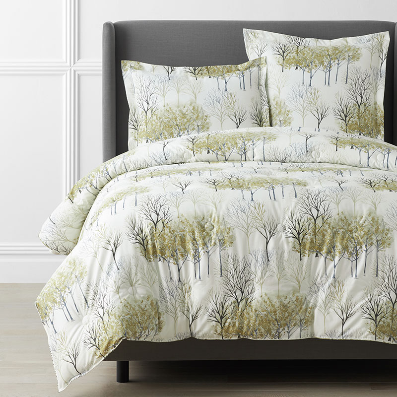 Winter Trees Premium Smooth Wrinkle-Free Sateen Comforter