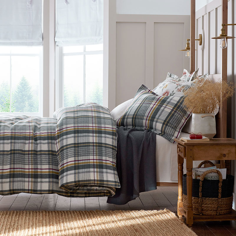 Easton Premium Ultra-Cozy Cotton Flannel Pillowcases - Green, Standard