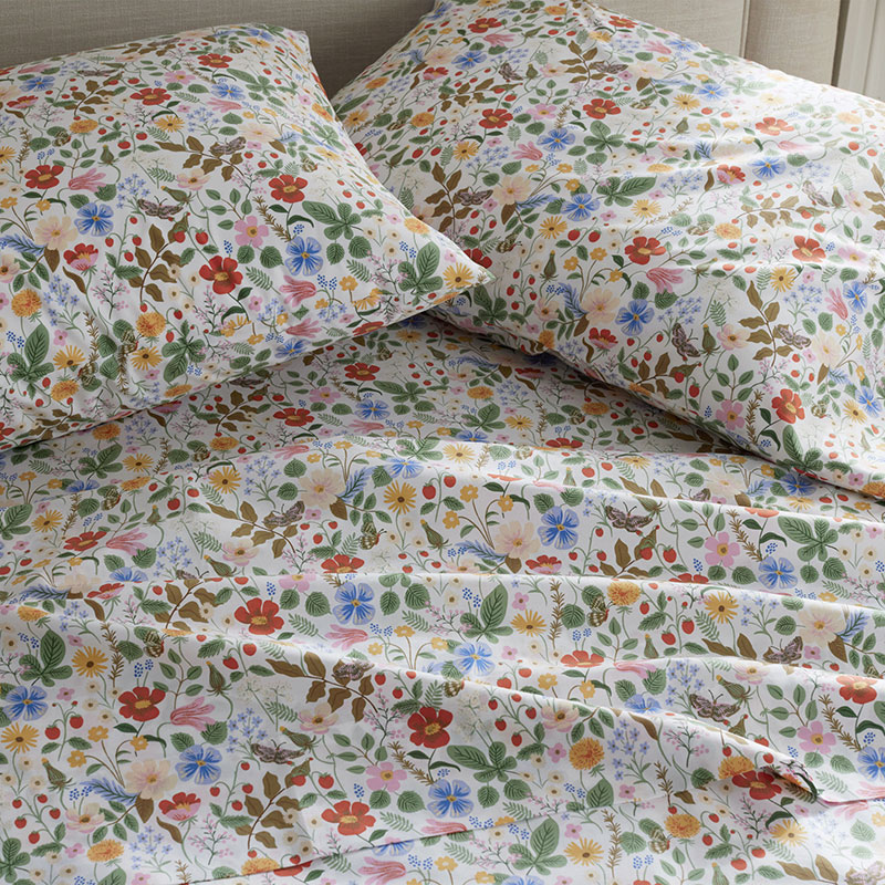 Strawberry Fields Classic Cool Cotton Percale Pillowcase Set|63090