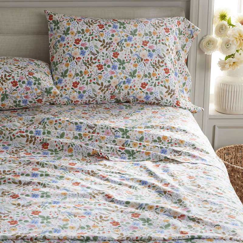 Strawberry Fields Classic Cool Cotton Percale Pillowcase Set|63090