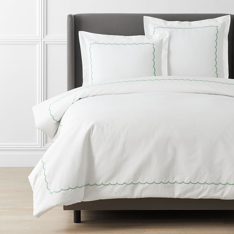 The Company Store Scallop Embroidered Premium Cool Egyptian Percale Duvet Cover In Green/white