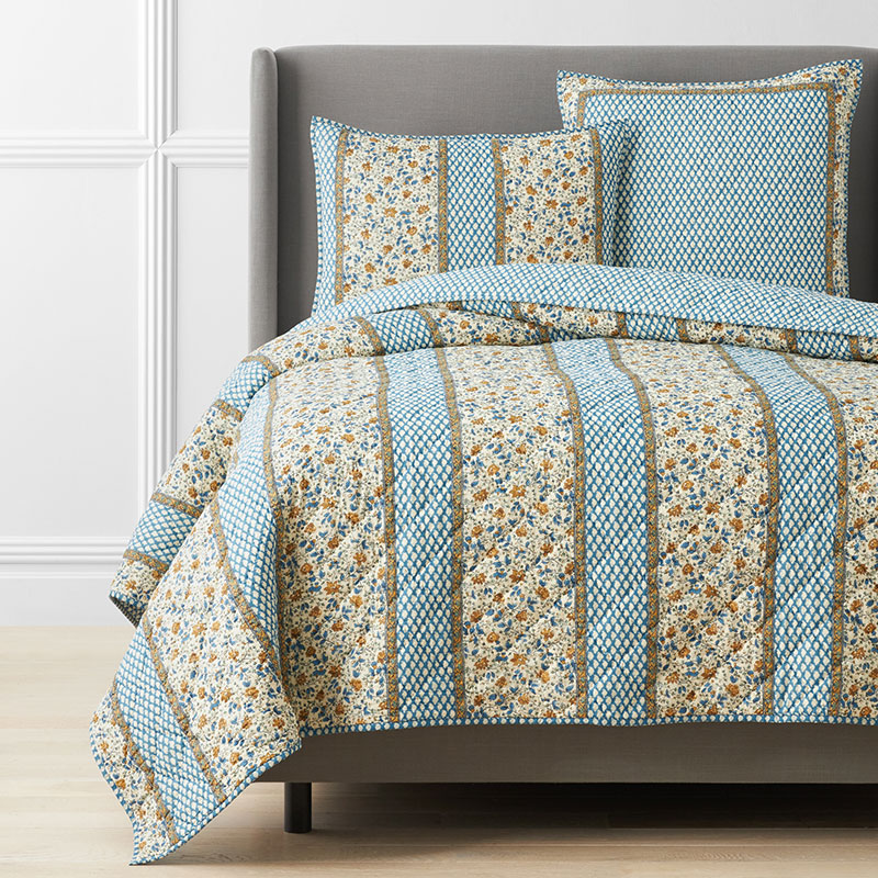 THE COMPANY STORE NAAVI QUILT
