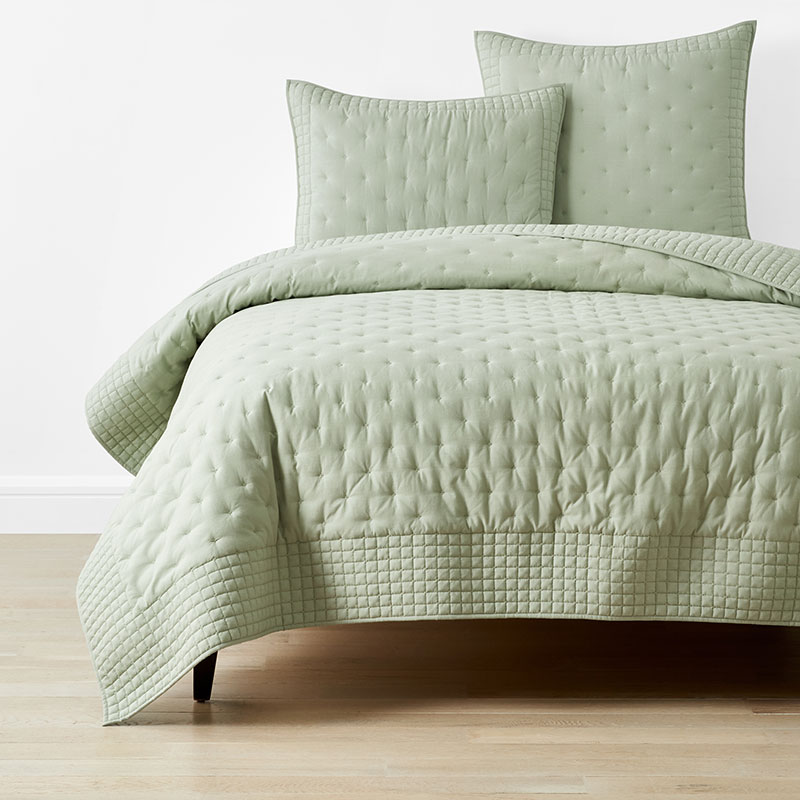 THE COMPANY STORE PINTUCK QUILT 
