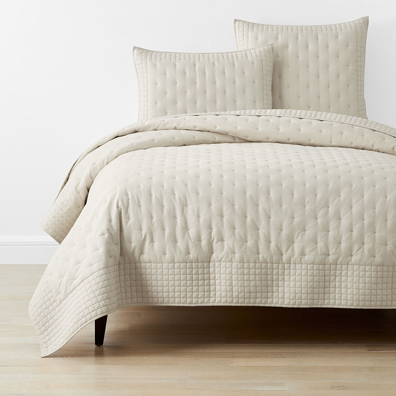 THE COMPANY STORE PINTUCK QUILT 