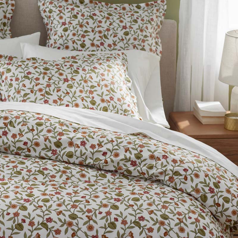 Garden Florals Smooth Wrinkle-Free Sateen Flat Bed Sheet(Cream Multi)|63254