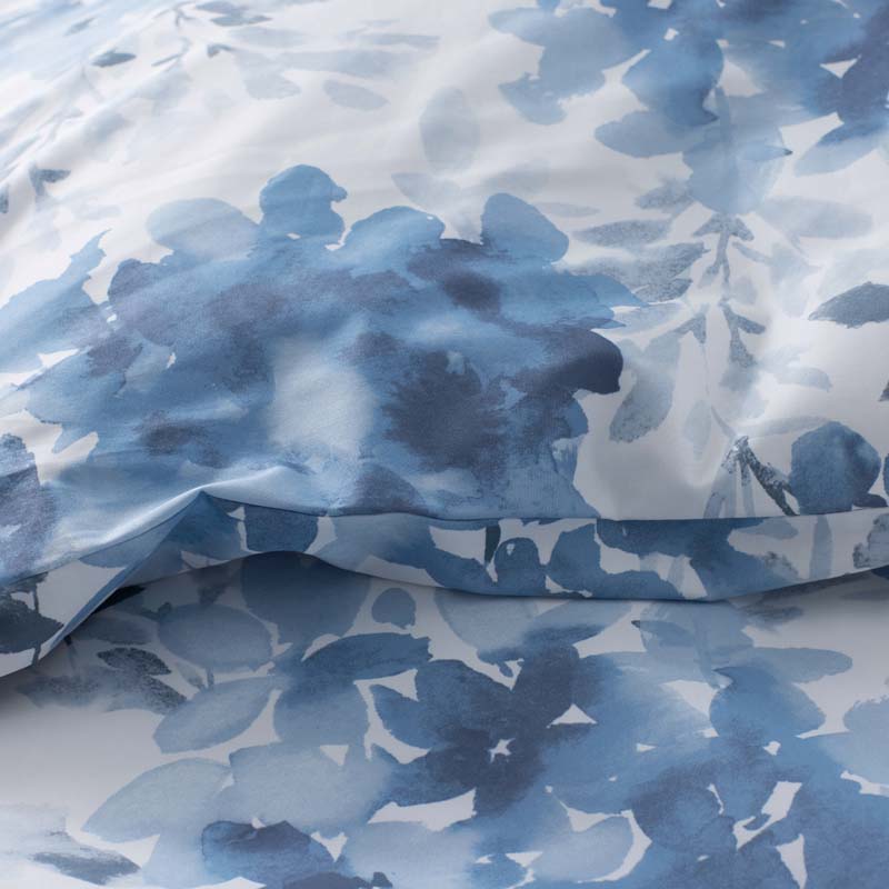 Floral Grove Smooth Wrinkle-Free Sateen Fitted Bed Sheet(Dusty Blue)|60105