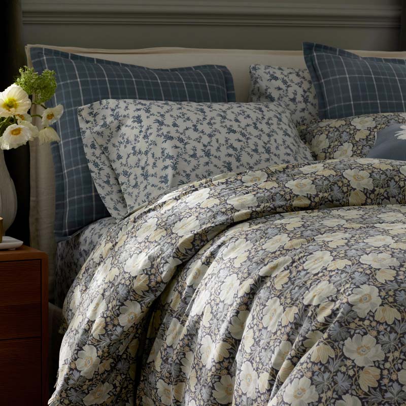 https://companystore-res.cloudinary.com/image/upload/webimages/51561_sh_tapestryfloral_lifestyle2