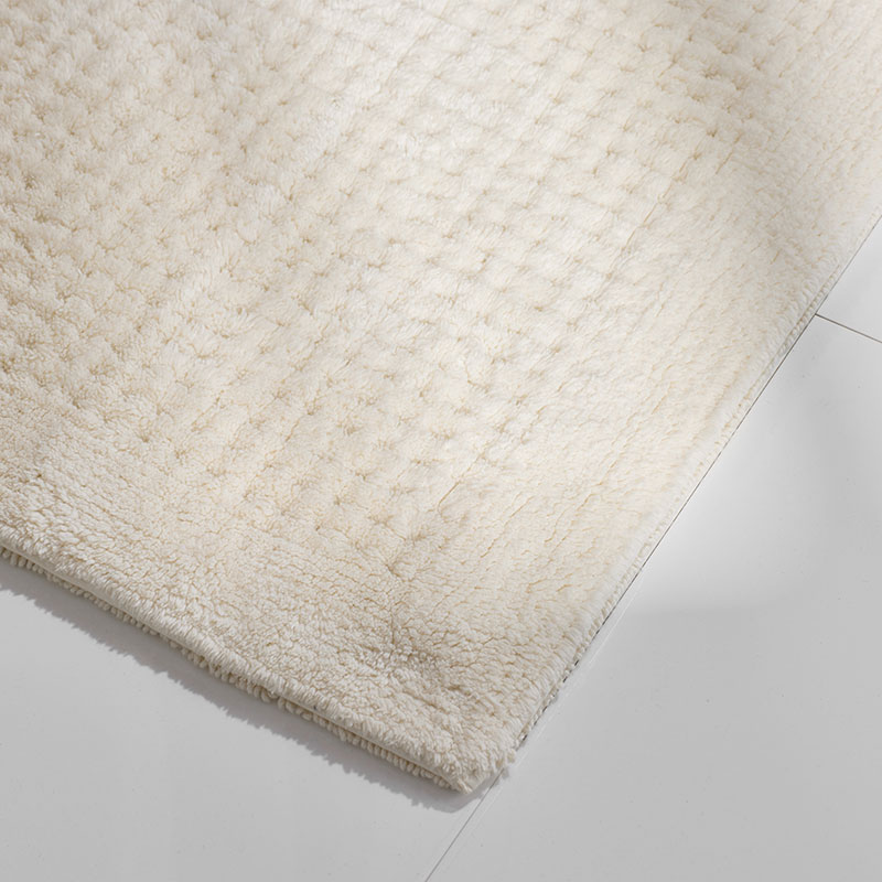 https://companystore-res.cloudinary.com/image/upload/webimages/59125_bathrug_mirage_ecru_closeup