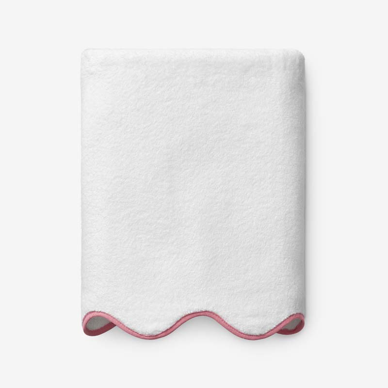 The Company Store Scalloped Edge Bath Towel In Multi