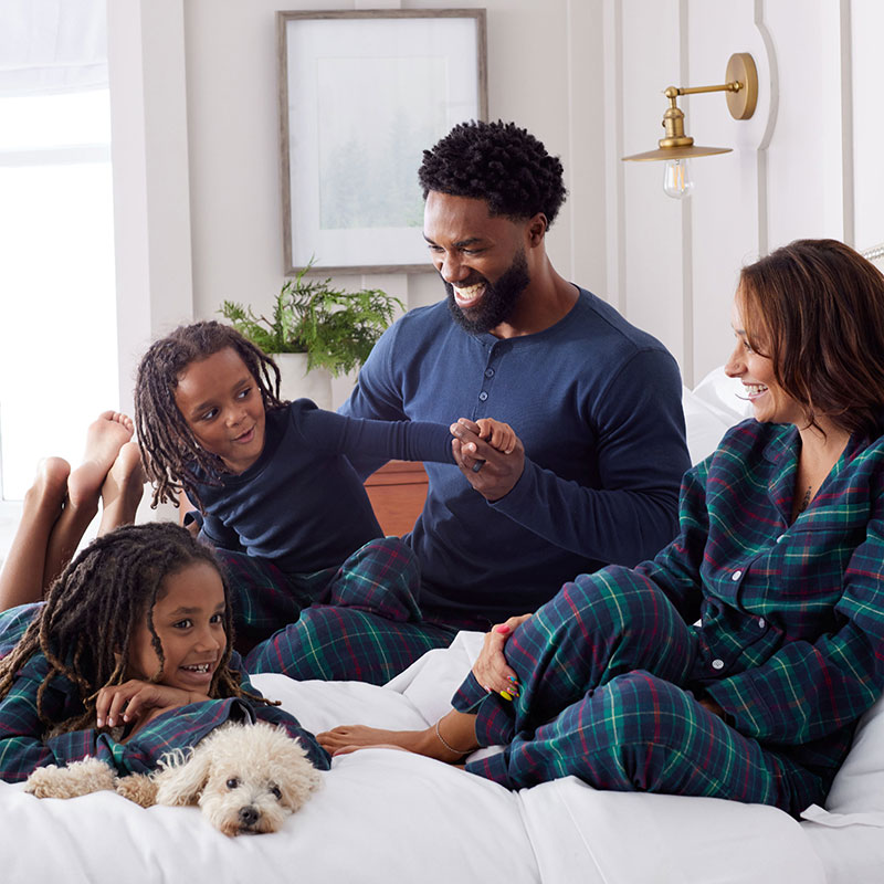 Family Flannel Womens Classic Pajama Set - Holiday Plaid, XXL