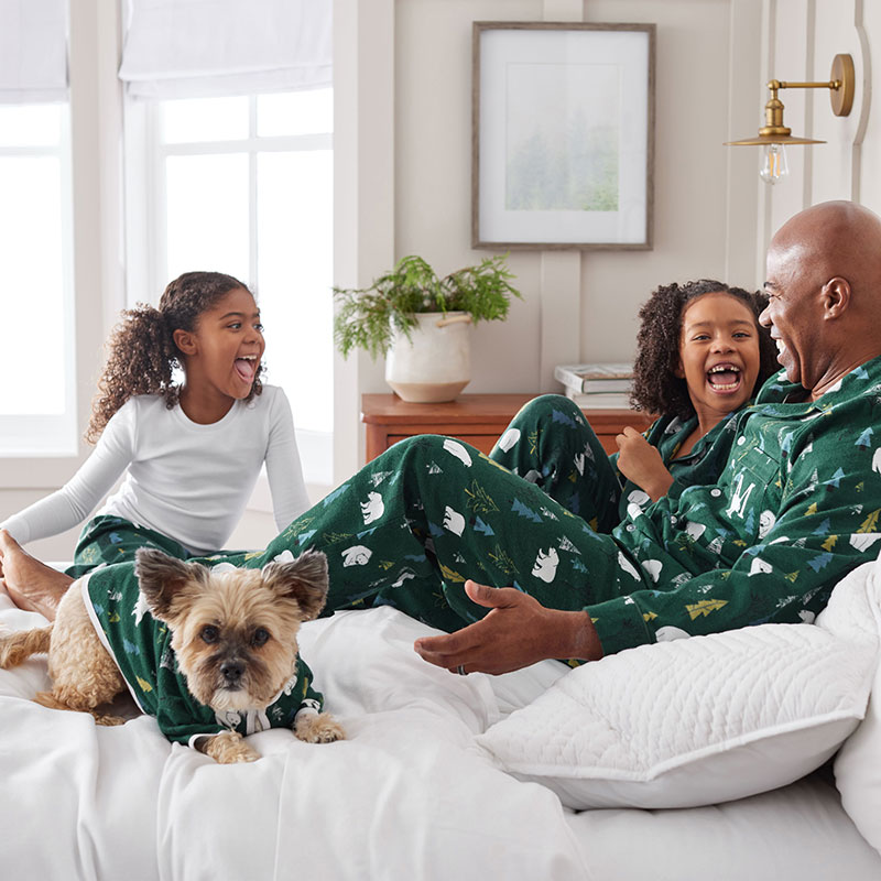 Family Flannel Mens Classic Pajama Set - Polar Bear Forest, XXL