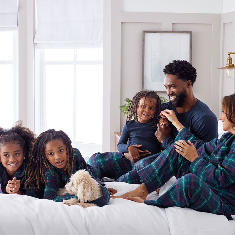 Family Flannel Mens Henley Pajama Set - Holiday Plaid, XXL