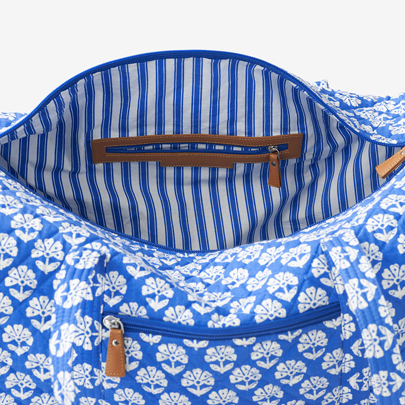 【Anyone more】[Quilted lining] Hearted Hood Duffel Long CO Quilted Cotton Print Duffel Bag | The Company Store