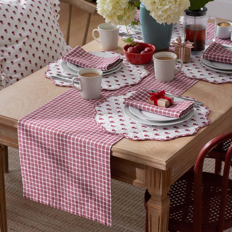The Company Store Katherine Plaid Yarn-dyed Table Runner In Multi
