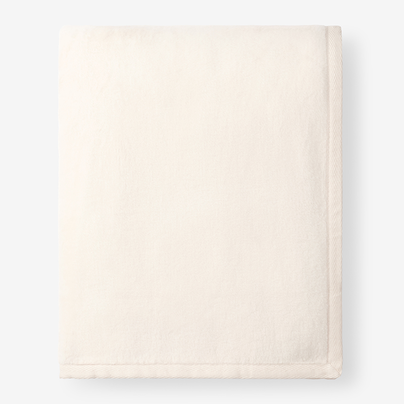King Cotton Fleece Blanket in Ivory | The Company Store