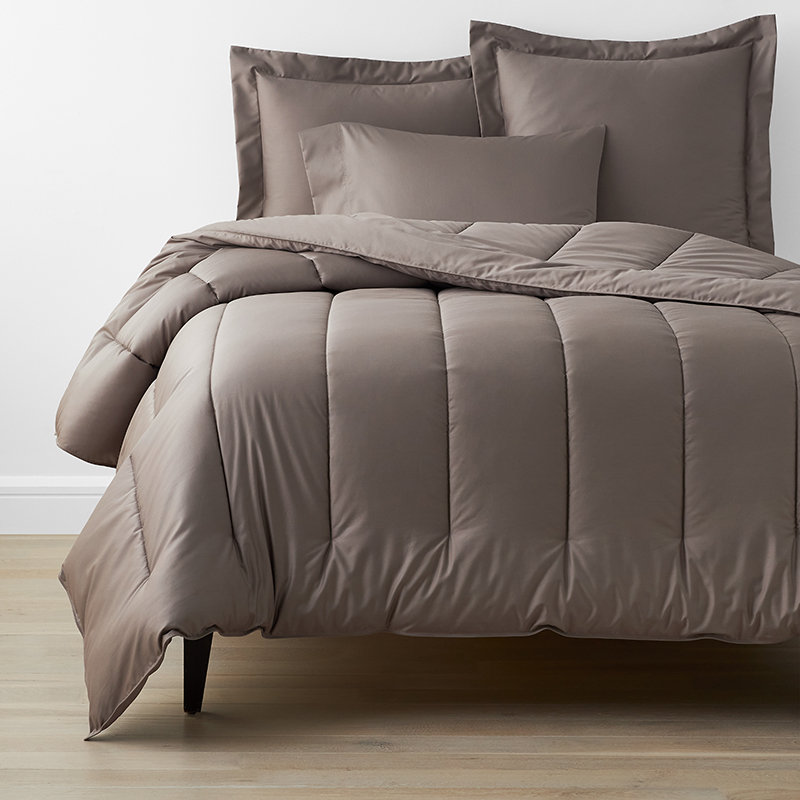 THE COMPANY STORE CLASSIC SMOOTH WRINKLE-FREE SATEEN COMFORTER