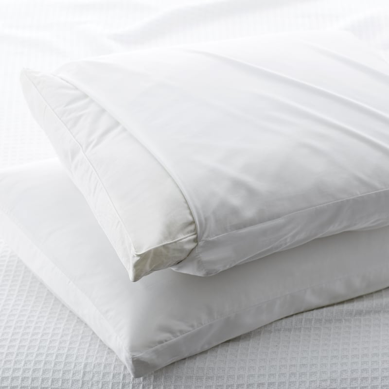 Sateen Cotton Gusseted Pillow Protector | The Company Store